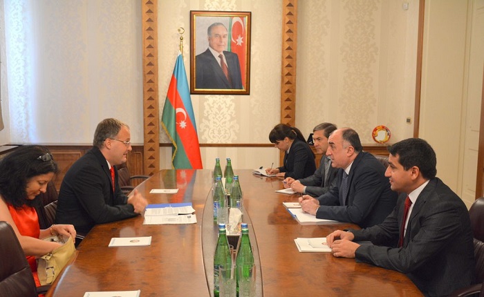 Azerbaijan`s FM meets outgoing Romanian ambassador 